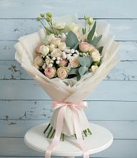 Букет цветов из:  Розы и Лизиантусы в Пречистое