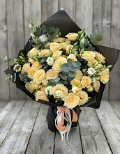 Букет цветов из:  Розы и Лизиантусы в Пречистое