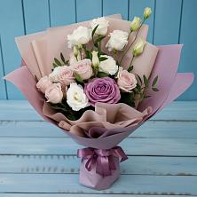 Букет цветов из:  Розы и Лизиантусы в Пречистое