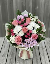 Букет цветов из:  Альстромерии, Гвоздики, Розы и Хризантемы в Пречистое
