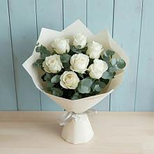 Букет Белые розы в Эвкалипте в Пречистое