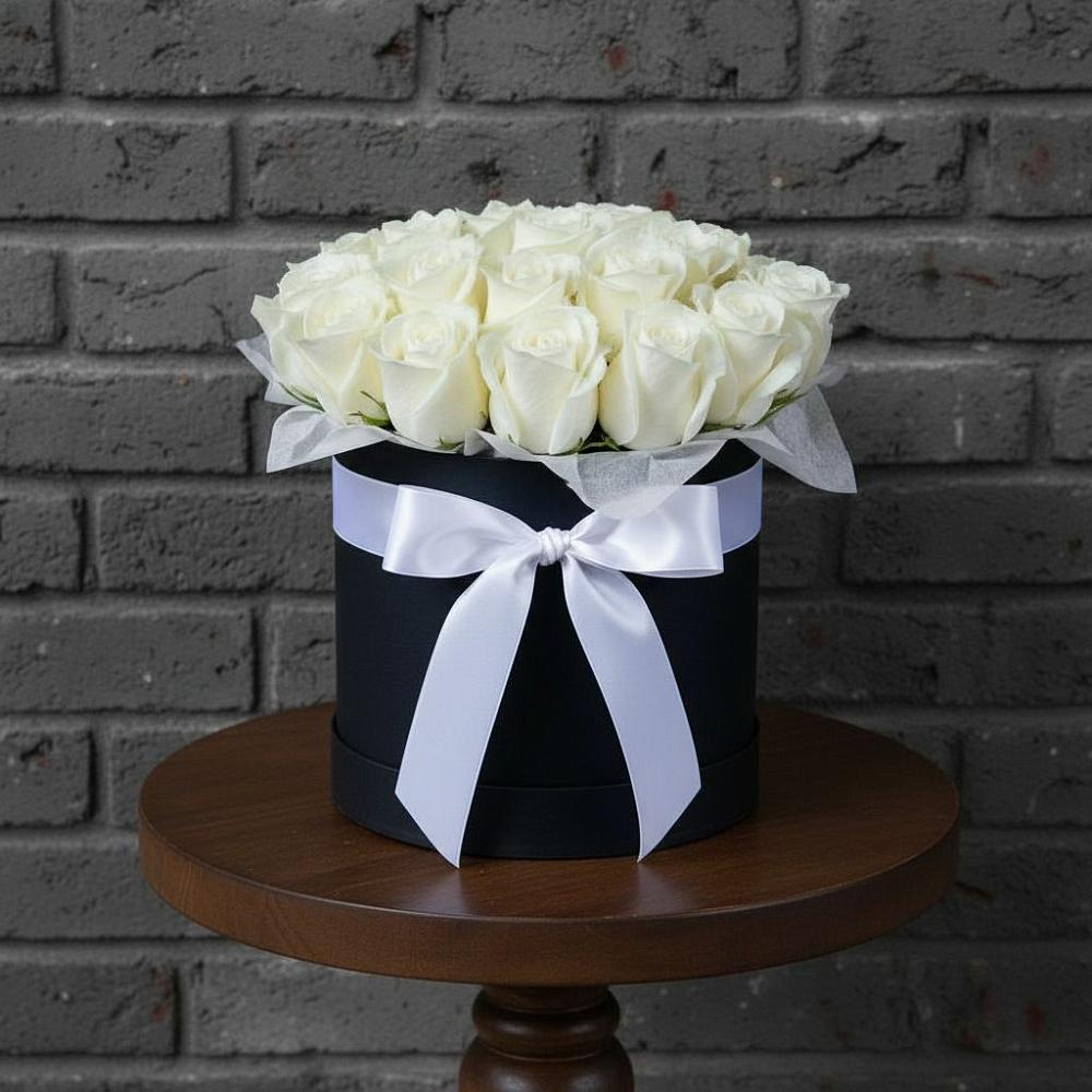 Цветочная композиция из Розы в шляпной коробке в Пречистое