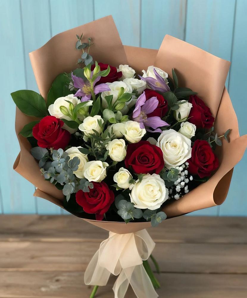 Букет цветов из: Розы и Альстромерии в Пречистое